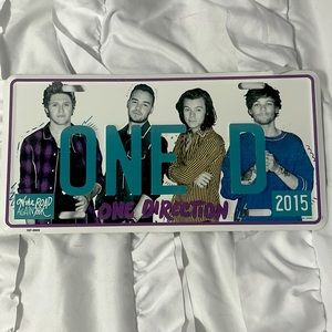 One Direction On the Road Again Tour License Plate